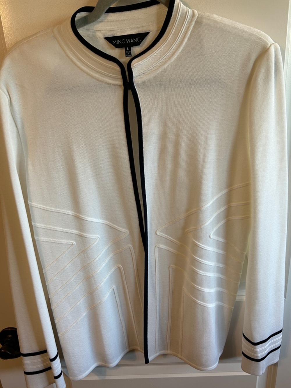 Ming Wang White Knit Jacket with Navy Trim #045